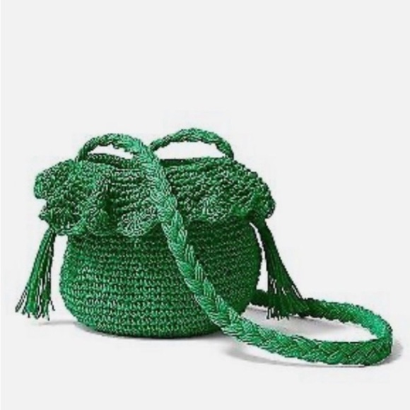Crochet Bucket Bag Rhode × Target
Green NWT - Picture 1 of 8